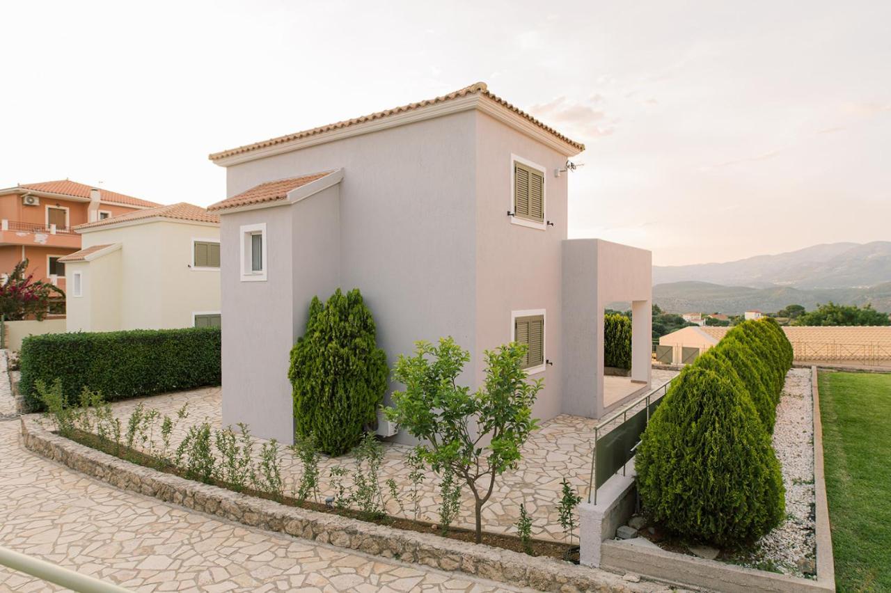 Vasilopoulos Residences - Villa Emelia With Shared Pool Аргостоліон Екстер'єр фото