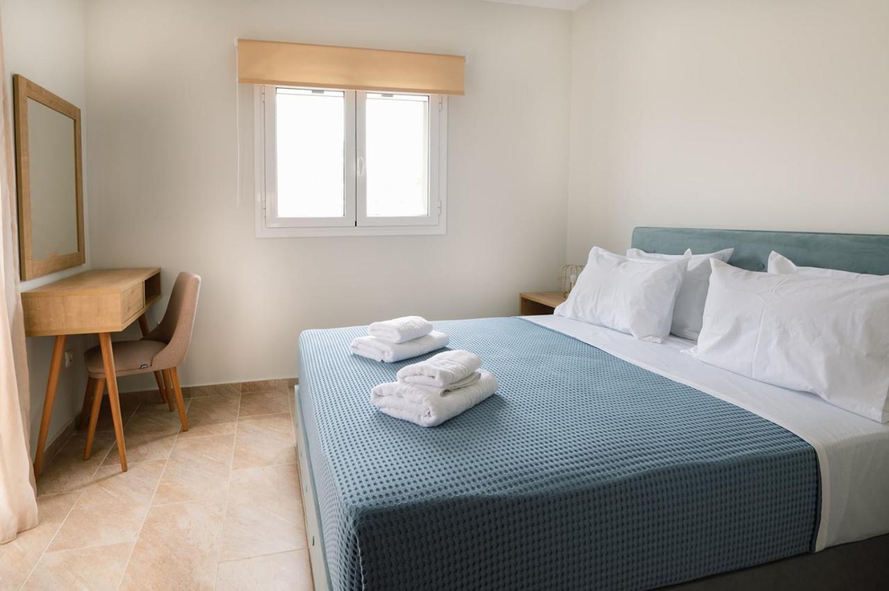 Vasilopoulos Residences - Villa Emelia With Shared Pool Аргостоліон Екстер'єр фото