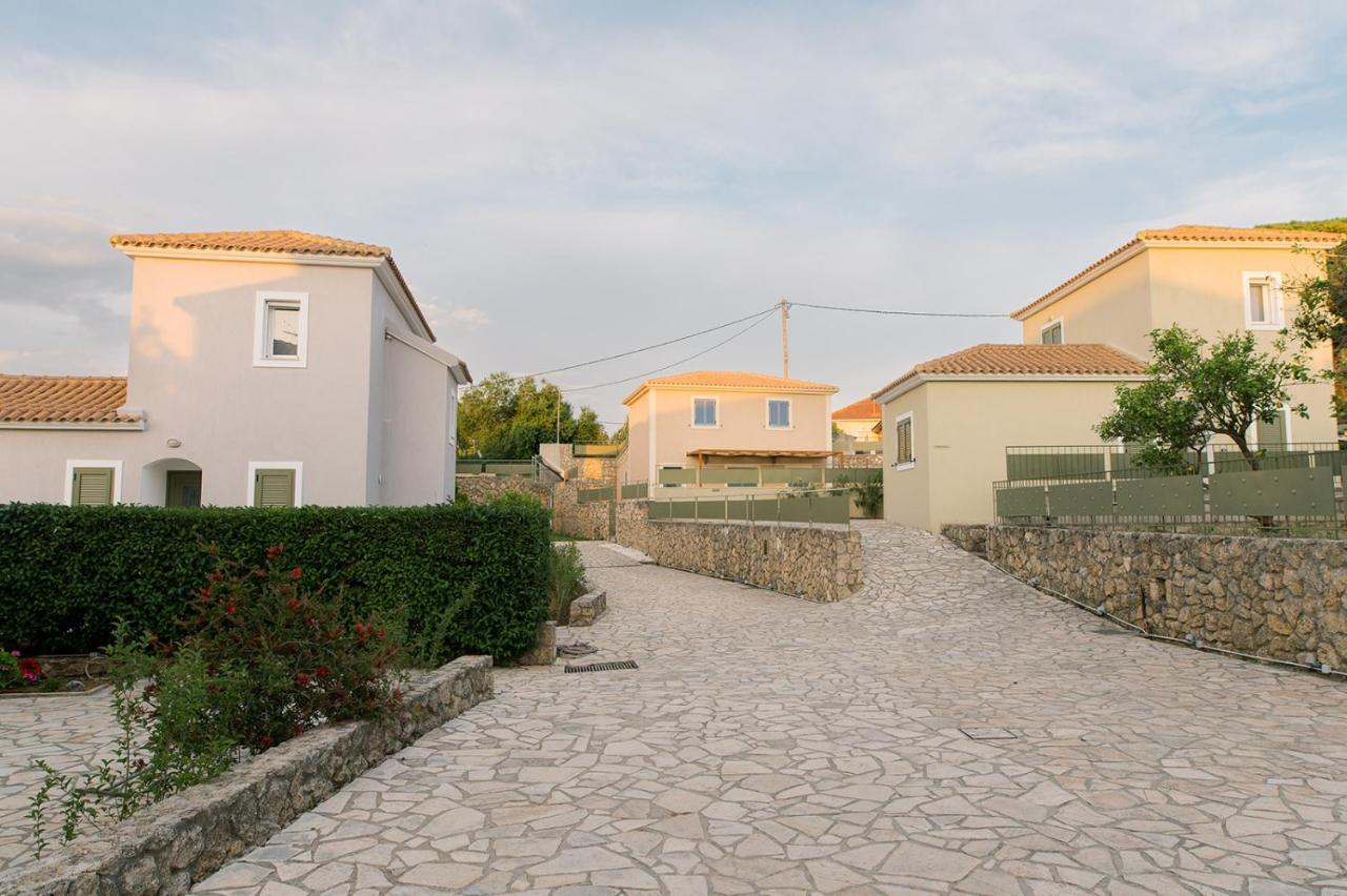 Vasilopoulos Residences - Villa Emelia With Shared Pool Аргостоліон Екстер'єр фото
